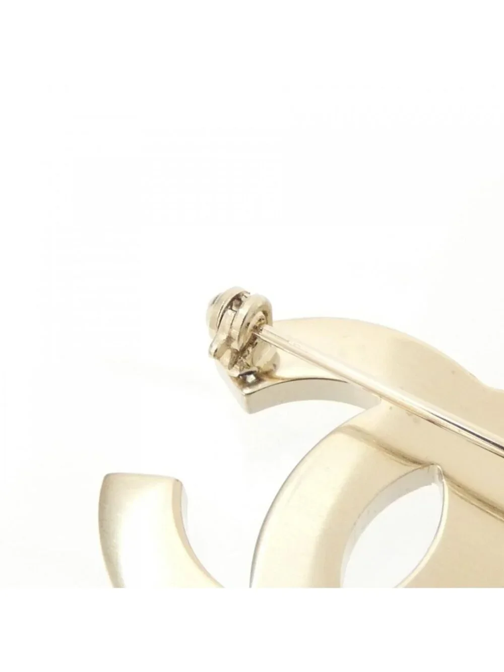 Chanel Brooch Gold